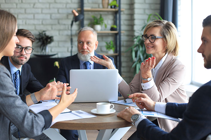 Corporate teamwork and business communication skills in English